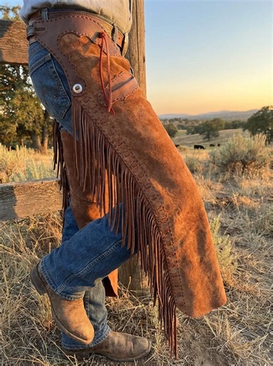 Handmade Suede Leather Chaps Western Fringed Horse Riding Costume Custom Tooled Leather Outfit Boho Festival Outfit Tassel Pants Unisex Chap - Etsy