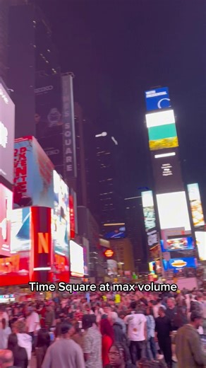 Time Square at max volume #timesquarenightwalk #timessquare #newyorkcity