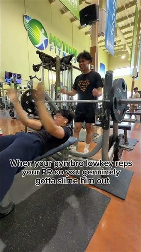 I cant let him get stronger than me 😤 #gym #funny #gymtok