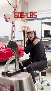 Testing the strength of standard police handcuffs