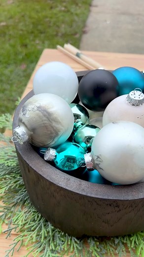 DIY Christmas Ornaments: The Ultimate Guide to Creating Festive Decor