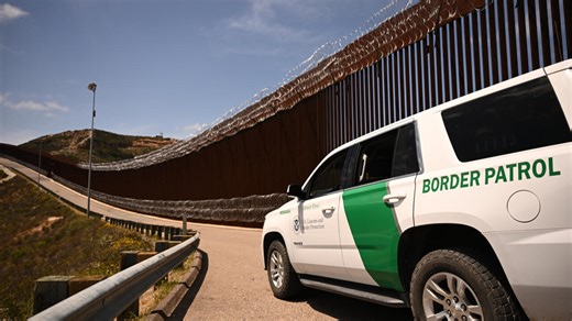 Mexico extradites 26 cartel bosses to US amid pressure to combat fentanyl smuggling