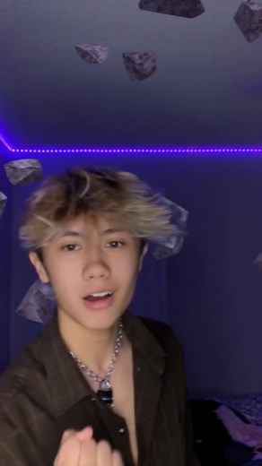 Quintuplets Skateboard Editing Transitions