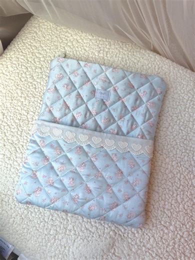 Handmade Quilted iPad Sleeve – Kitten Printed Quilting Tablet Pouch With Lace - Etsy