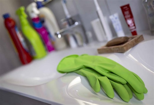 Stiftung Warentest testet Badreiniger: Drogerie-Produkt wird Testsieger