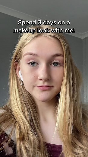 Yes, yes i did make the accessories for this look —💀🎀#makeup #makeupartist #tiktokdoyourthing #dontletthisflop #fyp #foru #foryoupage #foryou #foryourpage #monsterhigh #makeuptok #facepaint