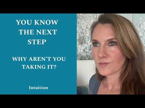 Why You Don’t Act on Your Intuition (Even When It Feels Clear)