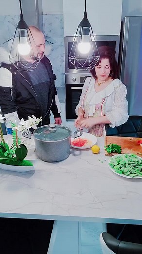 naziha-channel sur TikTok