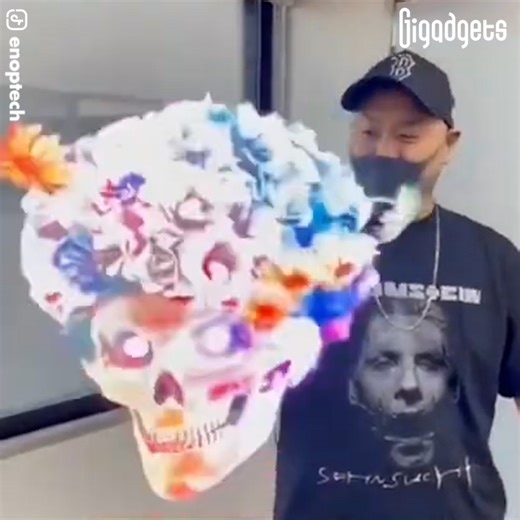 52K views · 444 reactions | These fans spin rapidly to create 3D graphics that "float" in the air. These LED fan displays can create 3D holograms as you wish. They can all be controlled via WiFi in the accompanying app, where you can upload projected content as well. They were developed by Chinese company Enoptech, which specializes in multimedia display products and offers on-demand services for both leisure and business purposes. | GIGadgets | Facebook