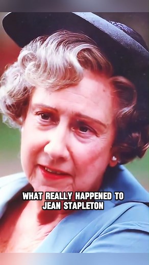 What really happened to Jean Stapleton from All in the Family? #allinthefamily #jeanstapleton #CarrollOConnor #sitcom #CelebritiesOfUSA | Celebrities of USA