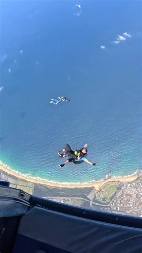 Epic Skydiving Experience: Last Chance Sale!