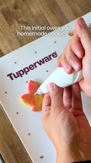 Tupperware Brand on Instagram: "Send this their way. 👉 If they don’t have a Pastry Sheet yet, maybe that’s your sign to gift them one. 😉 Easy measuring guides = no guesswork for them and perfect cookies for you. And don’t you deserve that? 🍪🍁 #TupperwareBrand"