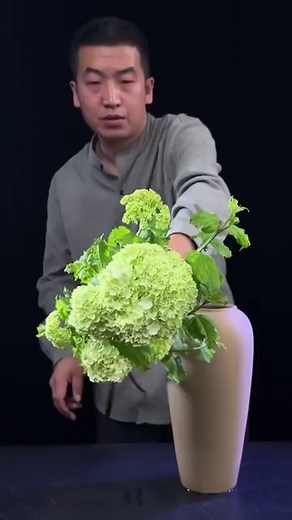 Flower arrangement #ikebana | Ikebana Flowers