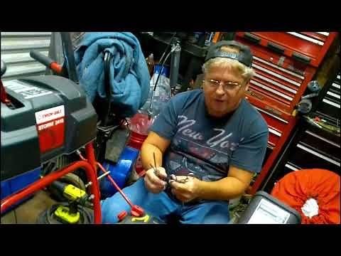 How To Change A Primer Bulb On A Troy-Built Storm 2410 Snow Blower