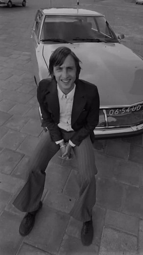19K views · 8.1K reactions | One of the well-dressed ones in the game #JohanCruyff #JohanCruijff | Cruyff | Facebook