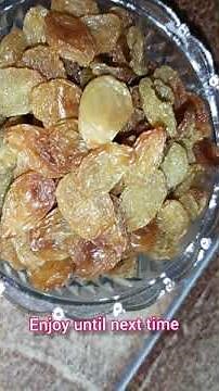 How to make Raisins from fresh Grapes| Easy way to make Raisins at Home using your Oven|کشمش #shorts