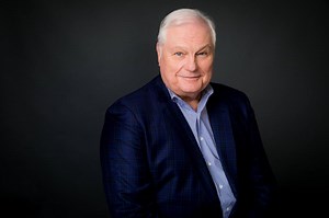 42K views · 1.2K reactions | Congratulations, Dale Hansen . The RTDNA tonight honored Dale with its Lifetime Achievement Award in Washington D.C. Watch the tribute video: | WFAA | Facebook