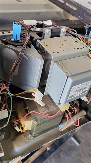 Microwave oven repair// fuse burn again and again problem solution