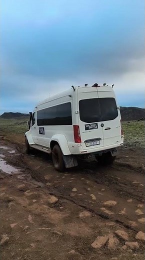 Powerful Off-Road Ride to Iceland’s Volcano Site 🚙🌋🇮🇸