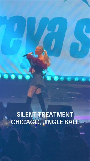 Freya Skye's Amazing Jingle Ball Performance in Chicago