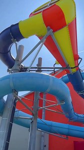 20K views · 23 reactions | Beautiful girl slide water action #waterslide #waterslides #waterslidefun #waterslidebroward #waterslidesperth #reelsviral #reelfb #fyp #trendingreels #HolidaySeason #relax #relaxing #place #funny #fun | BIG-view | Facebook