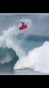 EXTREME BODYBOARDING 🚀🚀🚀🔥⚡ Via @surf_worldpic Rider: @jeffreydeanhubbard 🌊🚀 Team @hubboards ⚡ #wibperu #hawaii #hawai #hubboards #jcrq #bodyboarding #waves #barrels #fun #lifestyle #bodyboarders #surfing #fyp #boogieboard #bodyboarder #surf #bodyboard #surfers #bigwaves #swell #sealovers #riders #videooftheday #chiribayasilo #wbs | Waves ILO Bodyboard