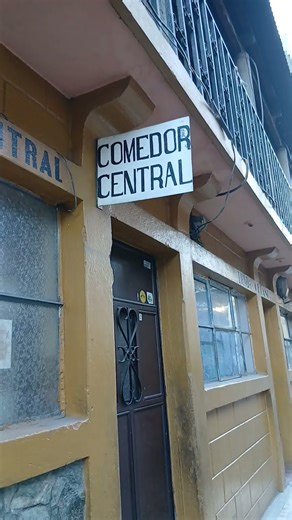 travel tip comedors are cheapest place to eat