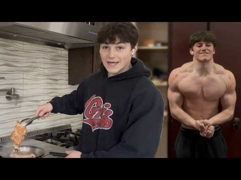 UPPER DAY as a 17 yr BODYBUILDER (that doesn't go to school)