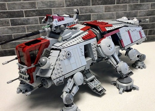 Building a custom LEGO Star Wars AT-TE Walker! Designed by David Buchholz https://bit.ly/3oJsehW Video by marklegoboy https://bit.ly/3jllw0v | Beyond the Brick