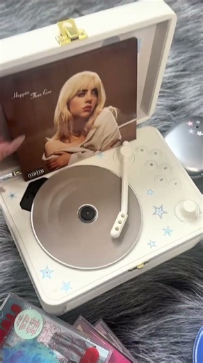 This Leather Music‑Box‑Style CD Player Elevates My Physical Music Collection #cdcollection #billie