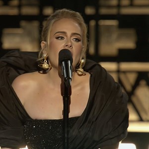 15K views · 389 reactions | We’re absolutely in awe of Adele ❤️ If you missed it, catch up on her special performances and interview with Oprah, now streaming for all on Paramount+ | Paramount+ | Facebook