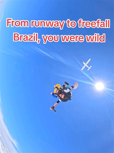 This is my full skydiving video. The feeling when I’m in the air is indescribable. The clouds look scary, and at first you don’t want to jump—but once you’re in the air, there’s no turning back. It’s an unforgettable experience. Finally crossed skydiving off my bucket list. 🇧🇷🪂 #saopaulo #brazil🇧🇷 #brasil #solotravel #skydiving