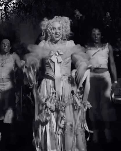 15 reactions | MAGIC 97.3 Fm Metro 99.5 Fm Isla on Reels | Facebook