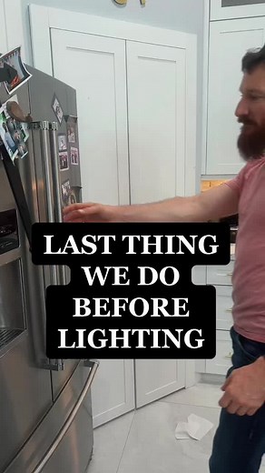 Preparing for Shabbat: Activating Sabbath Mode on a Refrigerator