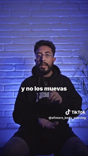 ¿Vas a hacerte un piercing en el pezón? ⚠ No cometas errores comunes que pueden doler más que la aguja. Aquí te explico todo lo que deberías saber: dolor real, cuidados, sanación, riesgos y tips para que cicatrice bien. Una buena perforación empieza con buena información. 💬 🔁 Guarda este video o mándaselo a quien se lo esté pensando. 📩 ¿Tienes dudas? Déjalas en los comentarios. #PiercingPezon #Piercings #BodyPiercing #PiercingCuidados #PiercingSanacion #PiercingTips #PiercingSeguro #EstudioDe
