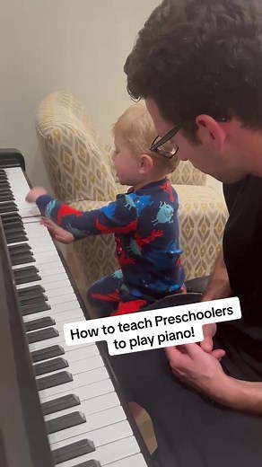 Teaching kids under 5 how to play the piano starts with teaching them very simple concepts! This is one of the lessons I teach in my online preschool piano course that you can use to teach your toddlers piano at home without needing a teacher! We provide all lessons, materials, and practice exercises. Find the link in our bio for the full course! #preschoolpiano #preschoolathome #preschoolmom #pianoforkids #mommyandmeactivity #kidspianolessons #homeschoolpreschool