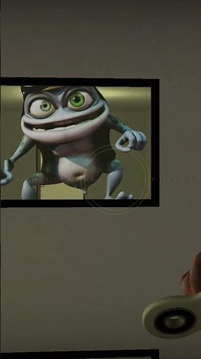 Crazy Frog and a Terrifying Ghost Attack and Kill Me in the Hotel Map | GMod Horror Gameplay