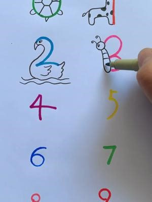 数字创意画，0～9画各种动物。