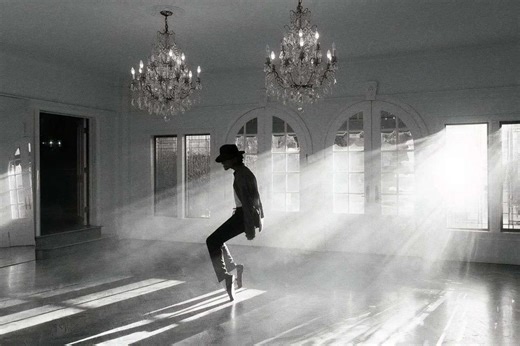 Premières images du biopic : Michael Jackson, roi de la pop et figure controversée, révélé sous un nouveau jour