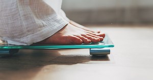 Perdre du poids après 40 ans : les solutions efficaces pour mincir sainement