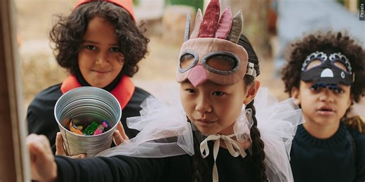 Tips to keep your kids safe while trick-or-treating on Halloween