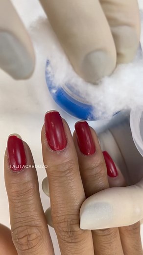 1M views · 46K reactions | 勺Essa cutícula é calejada e ressecada de tanto ser removida de forma incorreta. Iremos cuidar para voltar ao normal. | Talita Cardozo | Facebook