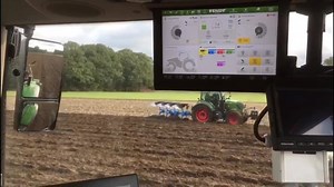 Wir haben das neue #Bediensystem Fendt One bereits in der Praxis testen können🚜🆕 Mehr dazu erfahrt ihr in der nächsten Ausgabe. | top agrar