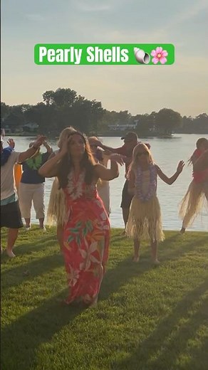 Pearly Shells hula dance. #dancewithelvana #pearlyshells #huladance