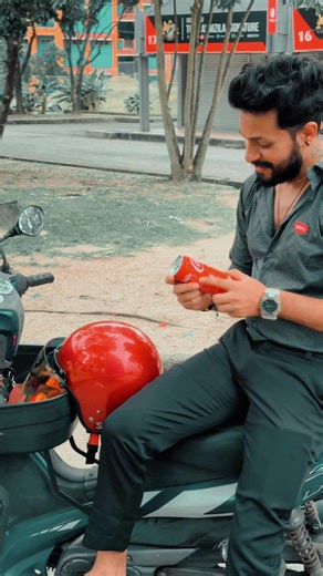 Shake It to the Max: Dance Challenge