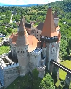 1K views · 51 reactions | Corvin Castle, Romania Video by @travelreelsandmeals | Beautiful Houses and Buildings | Facebook