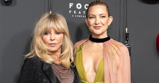 Kate Hudson Reveals Why She and Mom Goldie Hawn 'Never Talk About Acting' - Closer Weekly | Closer Weekly