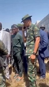 So Wike in exercising his powers and connections, called a Big man (some analysts say it may have been the CDS he called). See how the gallant officer took the phone and spoke with the Oga. And guess what? Wike was still bounced. There are several videos where people try to prevail at Wike to hold on at demolishing sites and allow for more engagements, he will refuse and carry on. Today, he met his match. Between now and 2027, Wike will meet more matches like this. | Common Sense TV