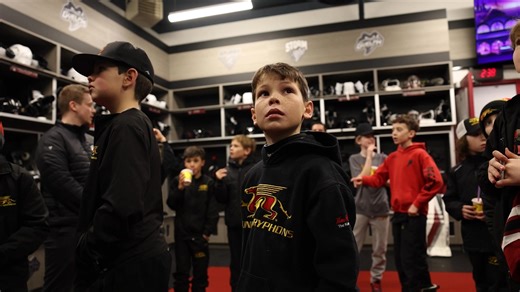 On January 3rd, the Storm hosted the first Boost the Community Challenge winners, the U11 A Guelph Gryphons! The team took part in a personalized practice led by Storm Assistant Coach Scott Simmonds and Storm players Rowan Topp, Noah Jenken, Chris Soares, and Mykhailo Haponenko. Following the practice, everyone enjoyed a Booster Juice and took part in a behind-the-scenes dressing room tour. The U11 A Guelph Gryphons made a commitment to the community as one of their team goals. They have taken p