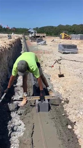 building a block retaining wall